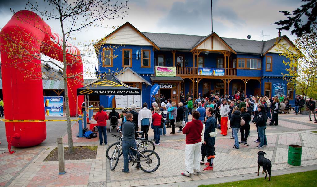 Hotel The Blue Pub Methven Exterior foto