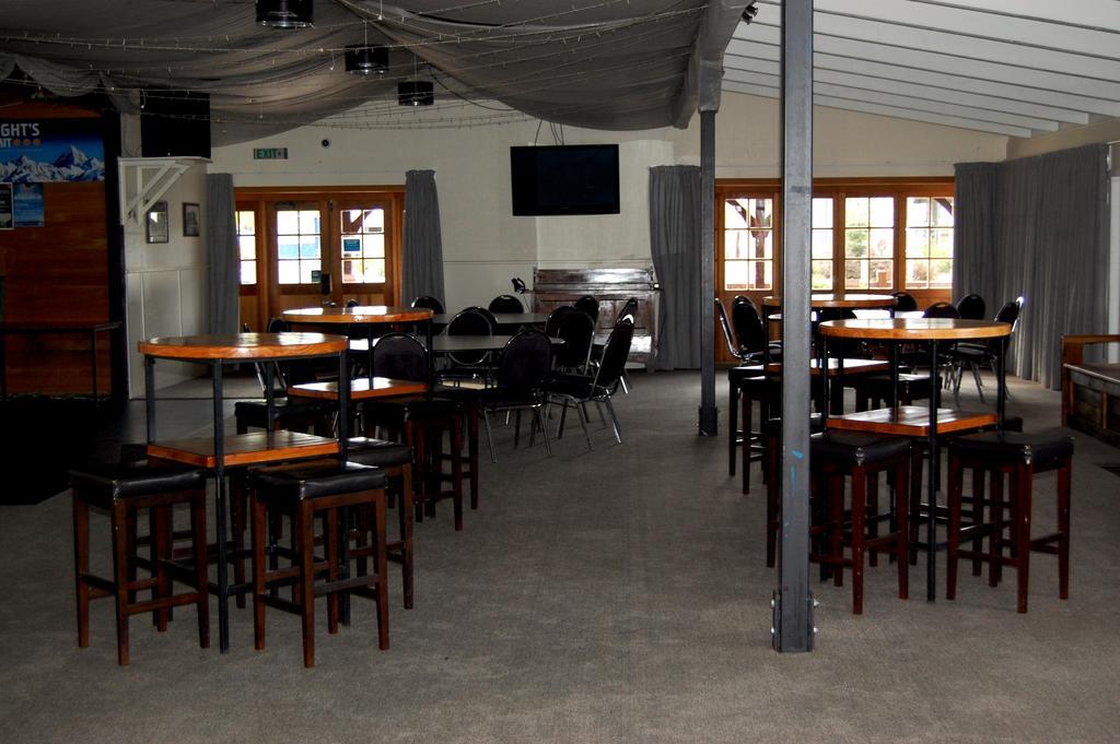 Hotel The Blue Pub Methven Exterior foto