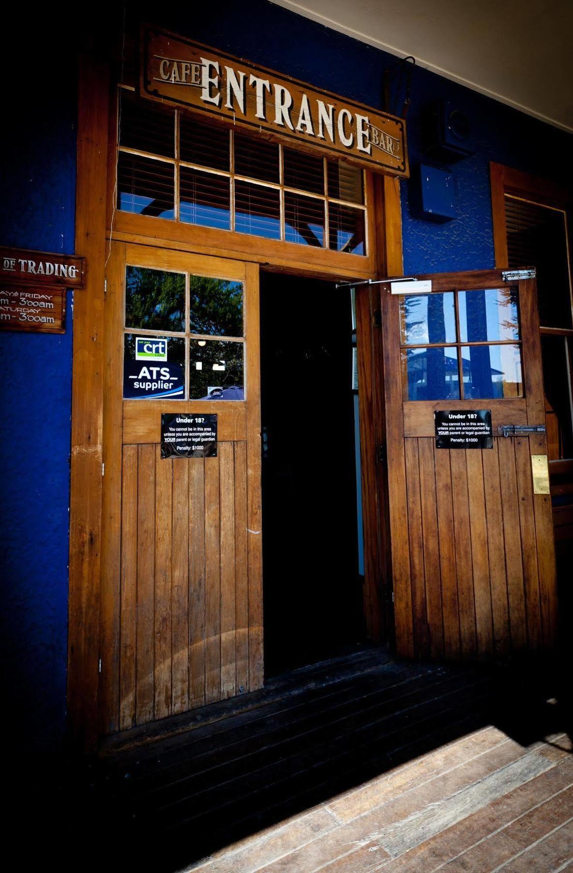 Hotel The Blue Pub Methven Exterior foto